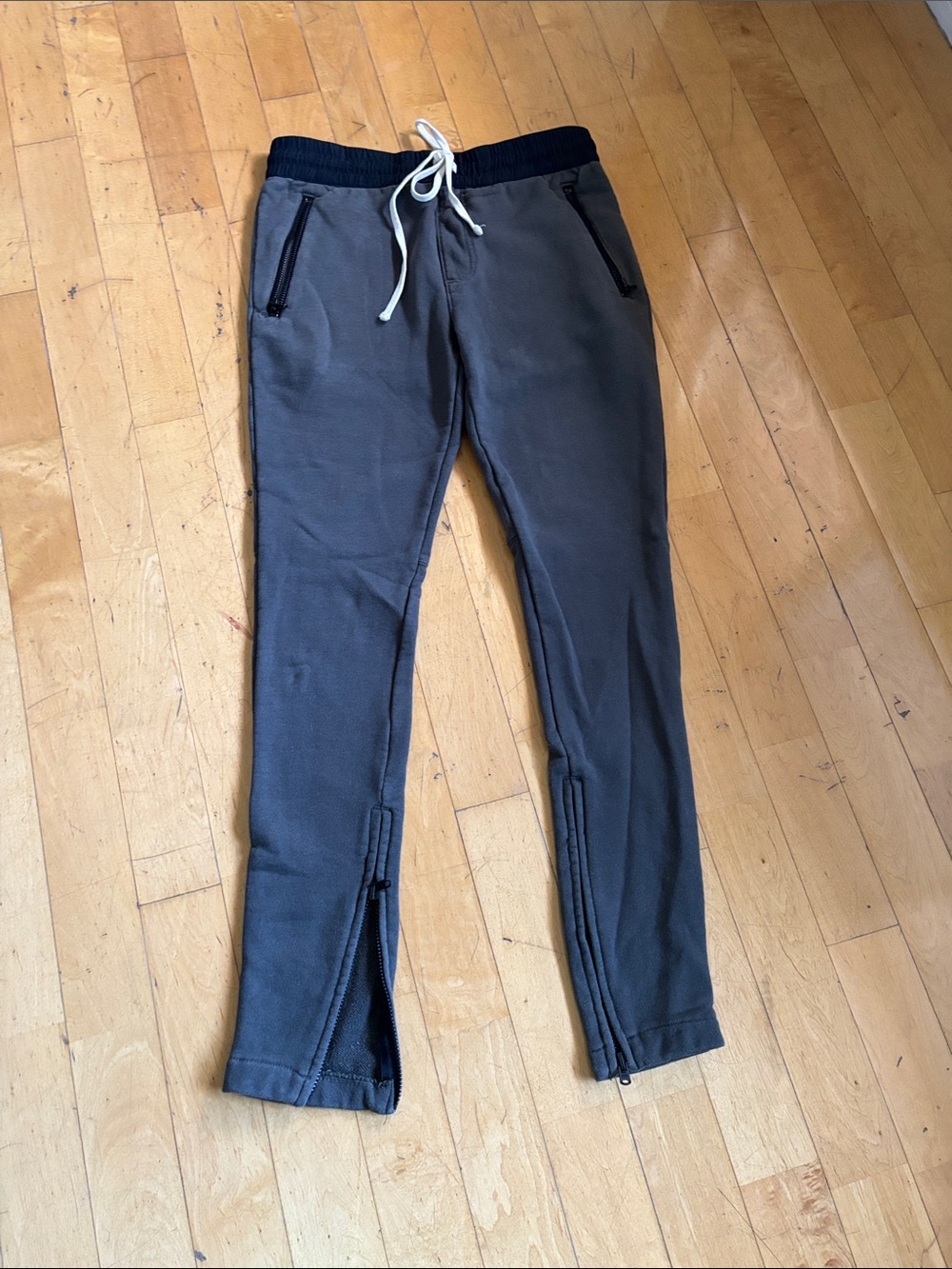 Essentials Men's Dark Gray Zip-Hem Joggers with White Drawcord
